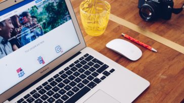 Facebook-ads-page-on-laptop-screen
